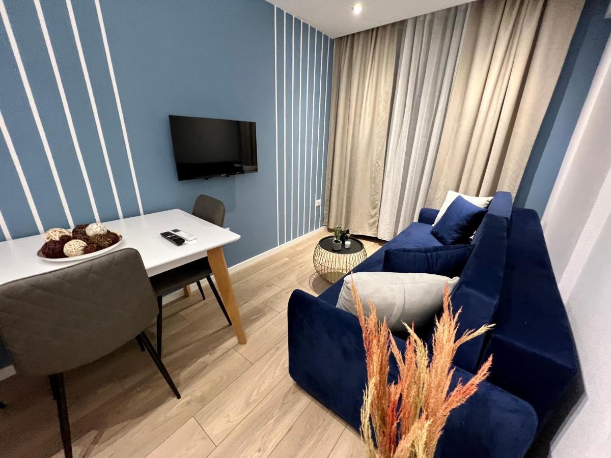 Brand New Apts Located At The City'S Main Square-100 Mbs Wifi Durres Exterior photo